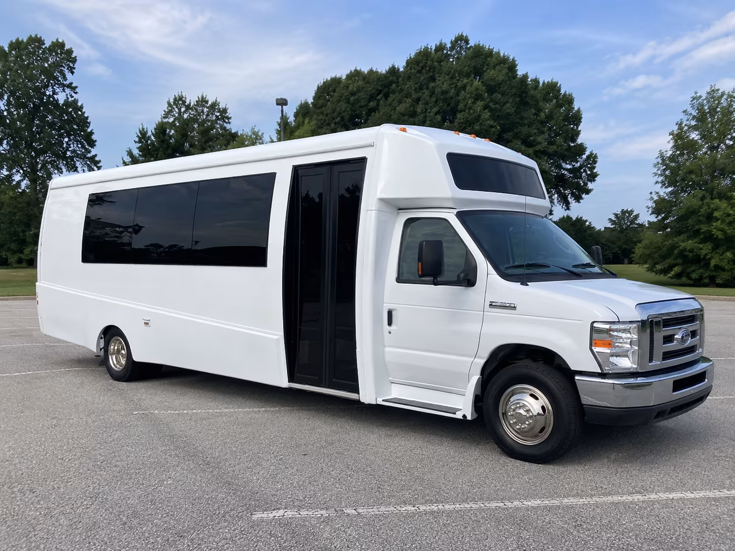 cedar park 18 passenger party bus