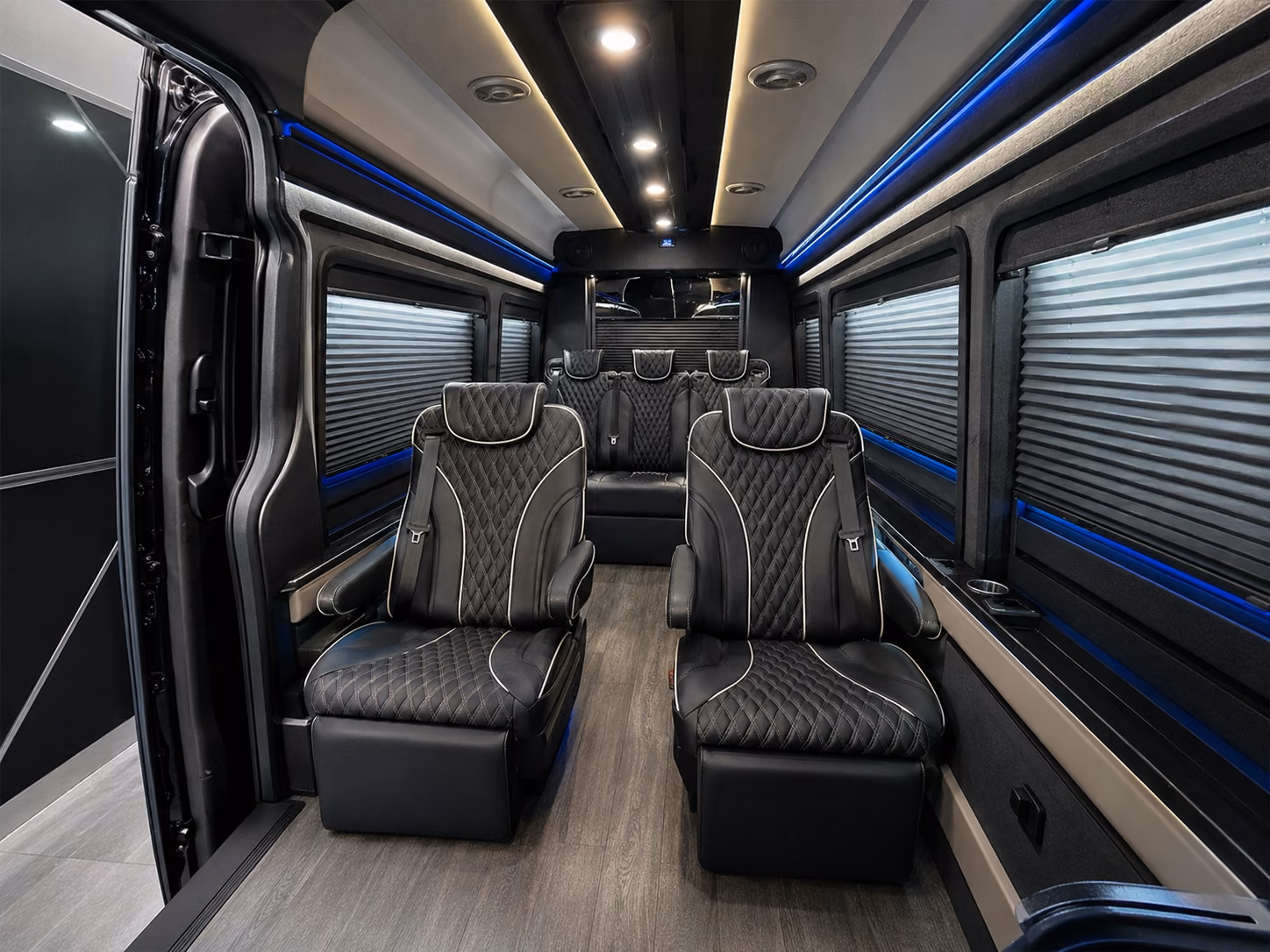 cedarparkcharterbusservices com can help you get groups to killeen fort cavazos regional airport grk
